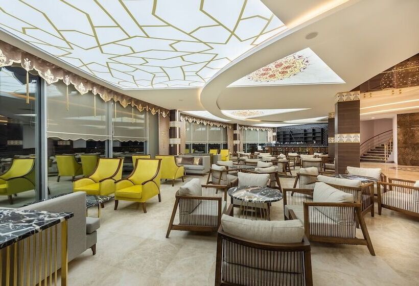 هتل The Marilis Hill Resort