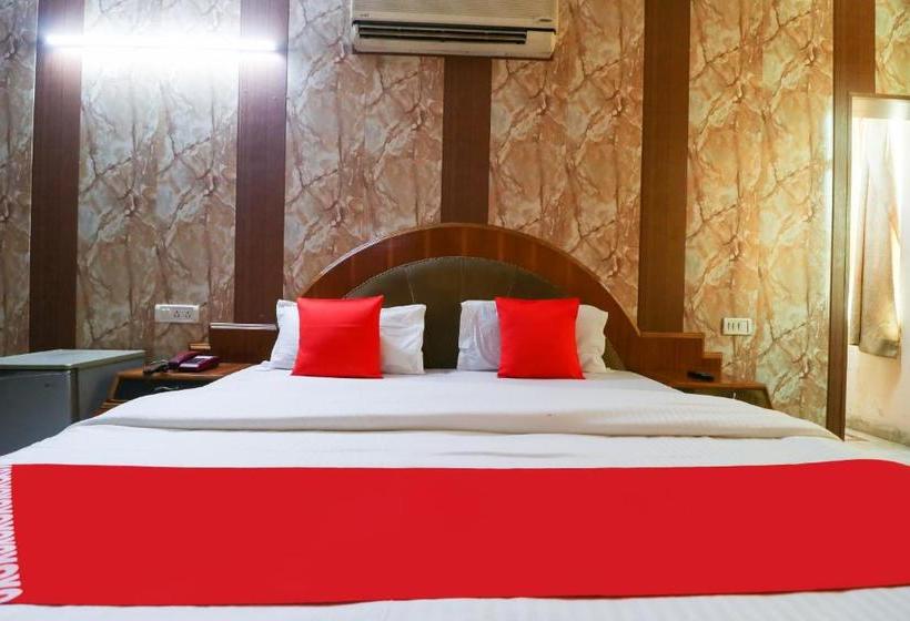 فندق Oyo 61070  Krishna Deluxe