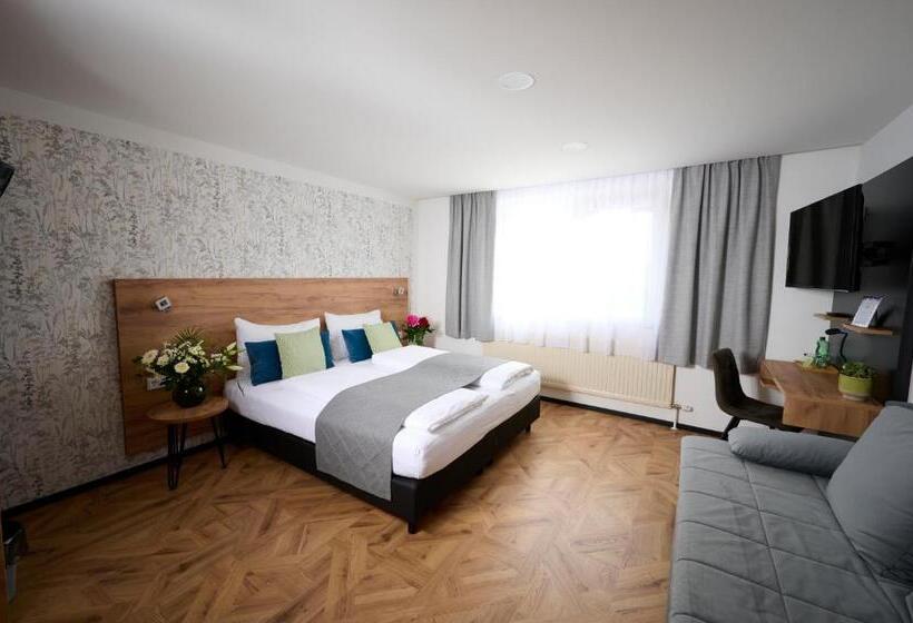 ベッドアンドブレックファースト Laudach Inn