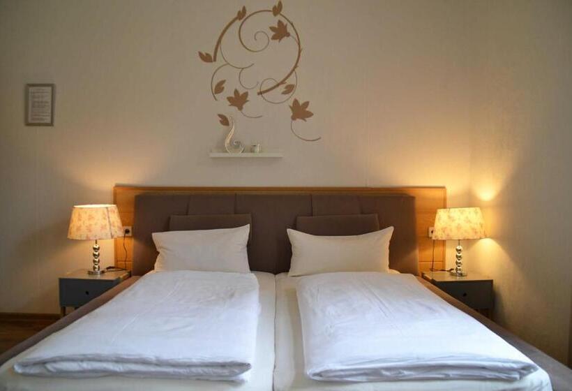 בית מלון כפרי Pension Zur Neiße