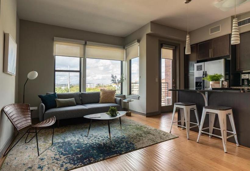 فندق The Guild Downtown | Seaholm