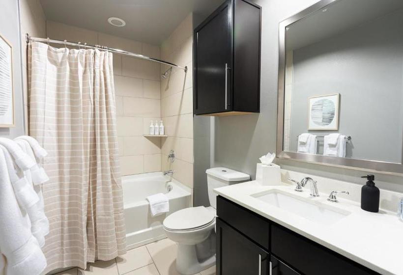 فندق The Guild Downtown | Seaholm