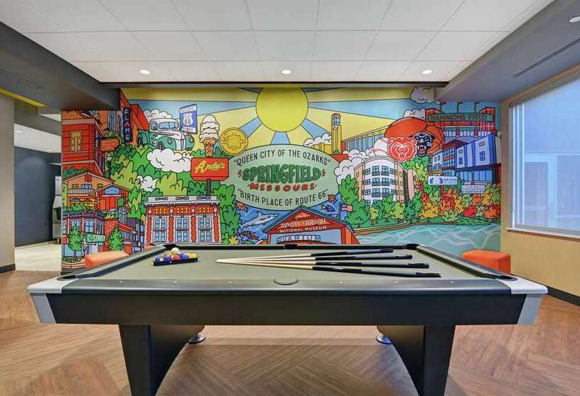 هتل Tru By Hilton Springfield Downtown