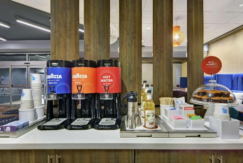 هتل Tru By Hilton Springfield Downtown