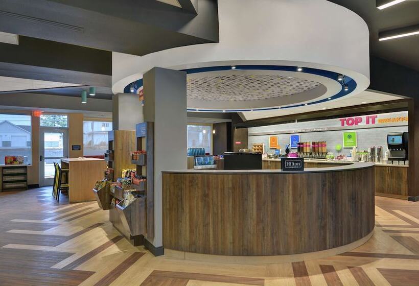 هتل Tru By Hilton Springfield Downtown