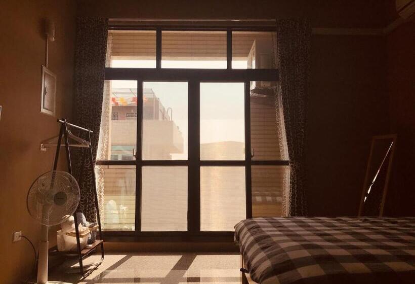 پانسیون Hello Guesthouse