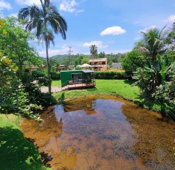 ペンション Pousada E Restaurante Dona Siroba