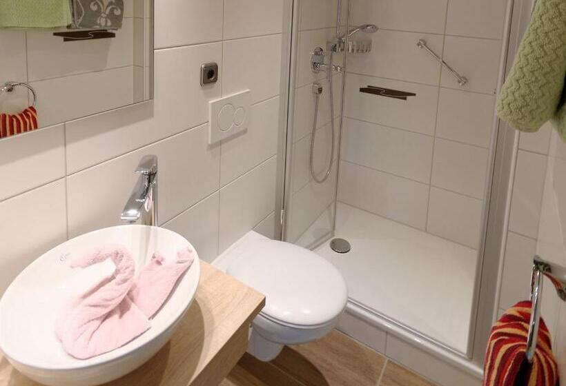 Общежитие Gästehaus Ainser