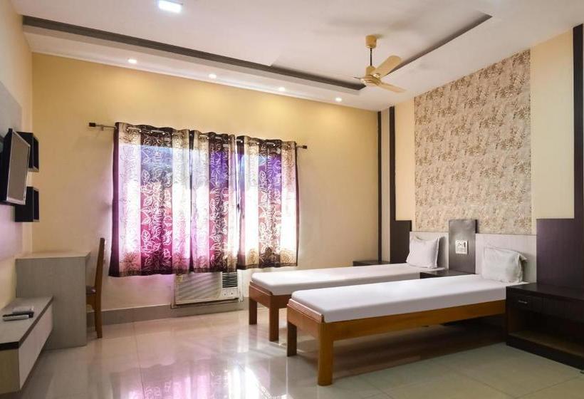 בית מלון כפרי Spot On 60915 Akash Guest House