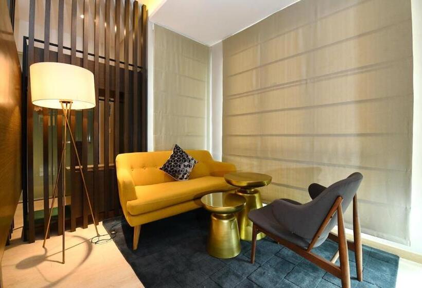 پانسیون Sojourn Guest House