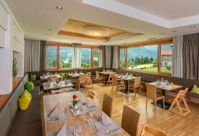 هتل Ramsi, Mein Familien