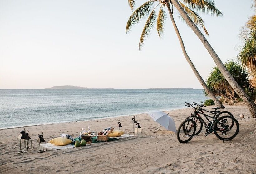 هتل The Kayana Beach Lombok