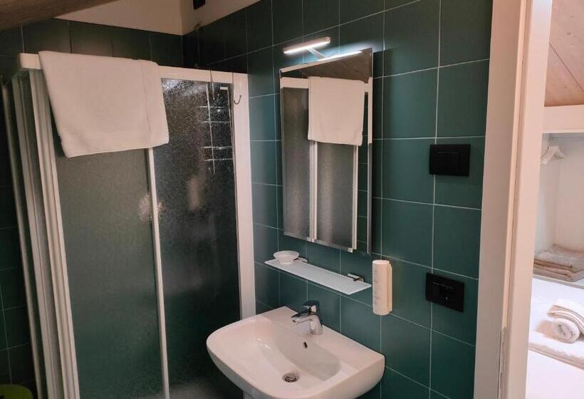 بنسيون La Corte Room & Relax