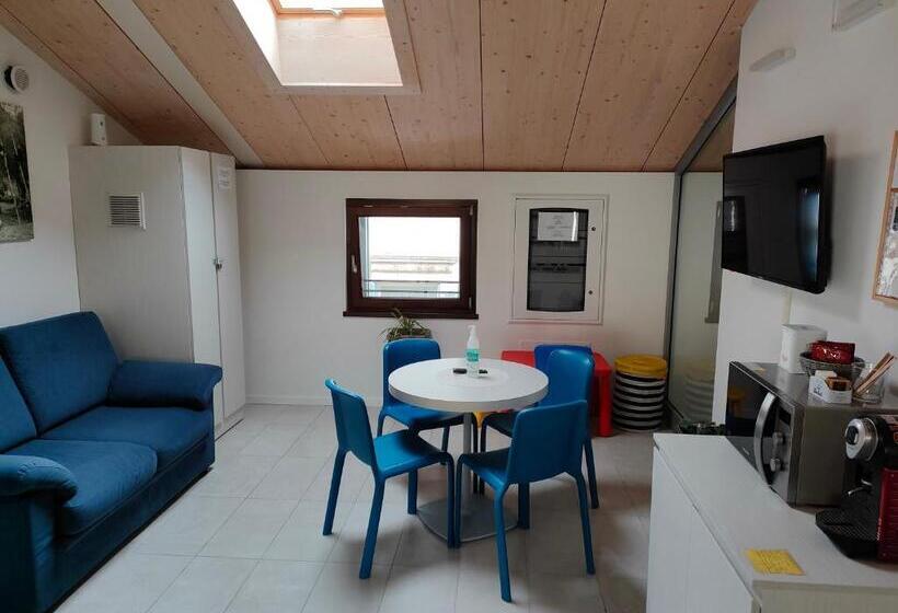 بنسيون La Corte Room & Relax