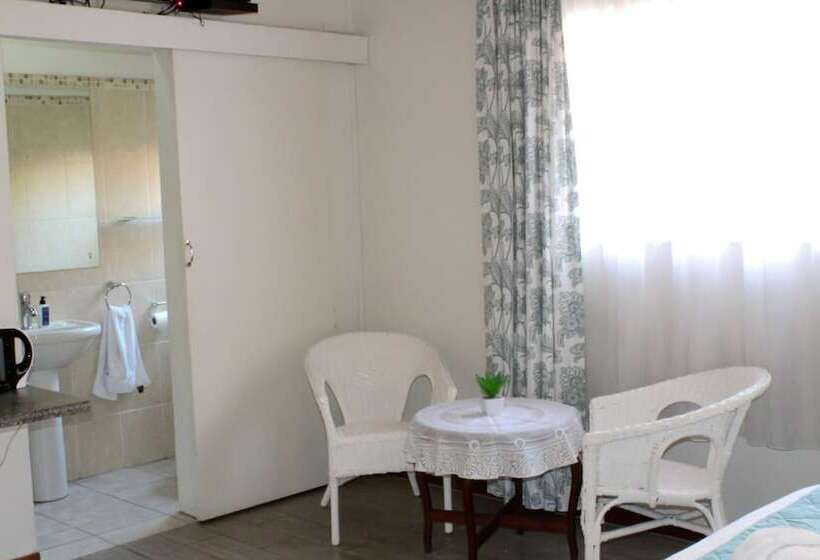 פנסיון The Lakehouse Guest House