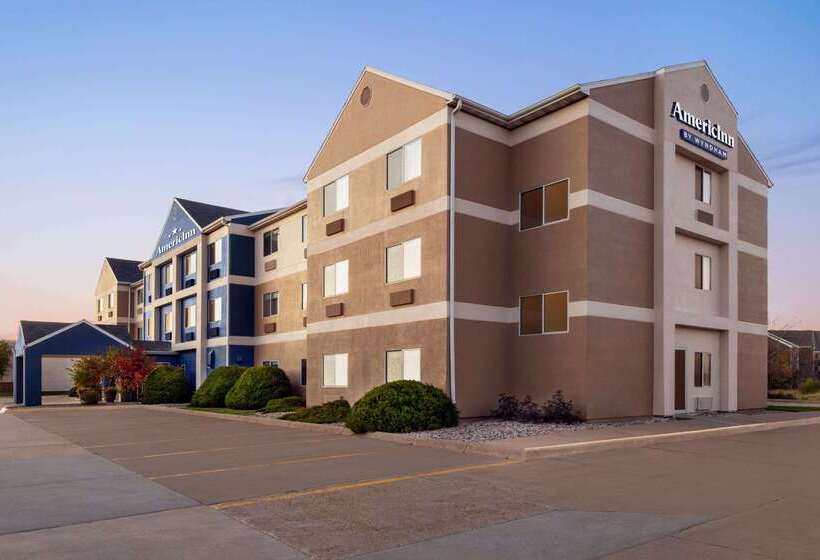 هتل Wingate By Wyndham Appleton