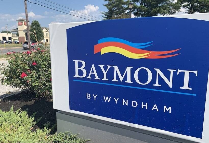 Отель Baymont By Wyndham Chambersburg