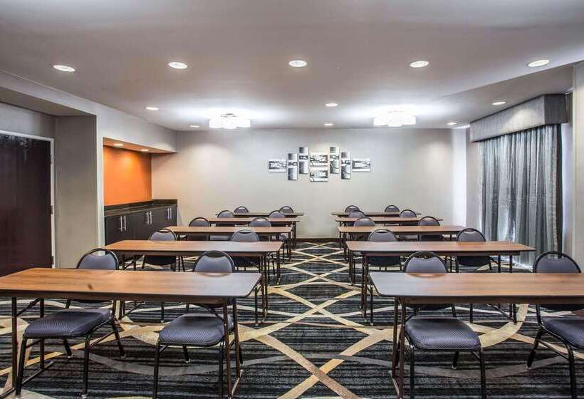 ホテル Comfort Inn & Suites Kannapolis   Concord