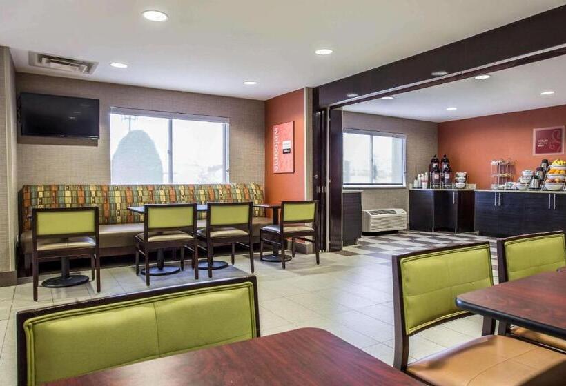 ホテル Comfort Inn & Suites Kannapolis   Concord
