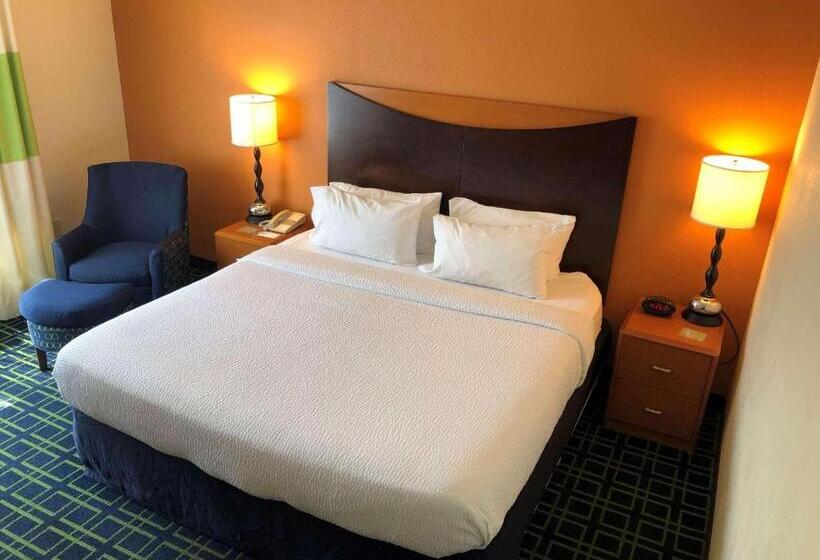 בית מלון כפרי Country Inn & Suites By Radisson, Fayetteville I95, Nc