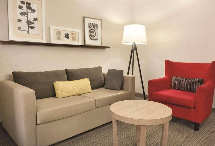 هتل Country Inn & Suites By Radisson, Fresno North, Ca