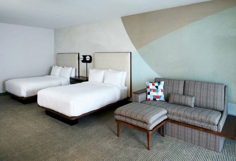 בית מלון כפרי Courtyard By Marriott Santa Barbara Downtown