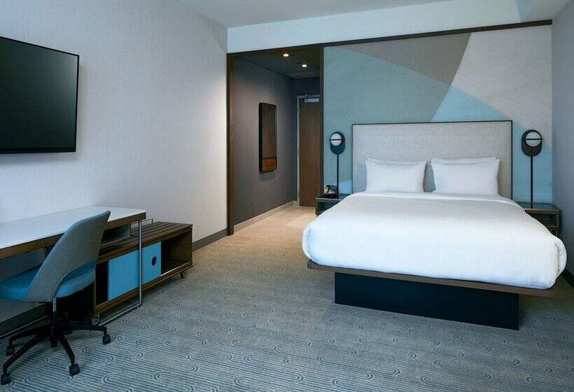 בית מלון כפרי Courtyard By Marriott Santa Barbara Downtown