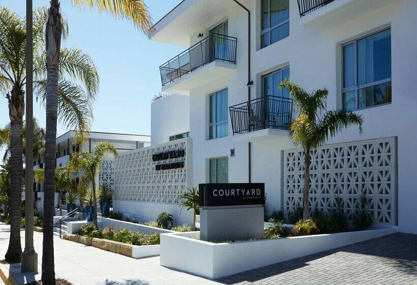 בית מלון כפרי Courtyard By Marriott Santa Barbara Downtown