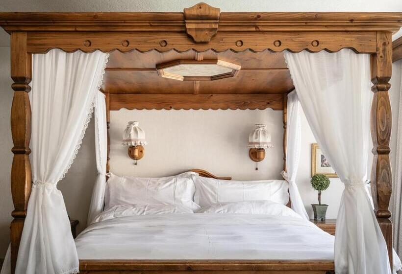 هتل Enzian Inn