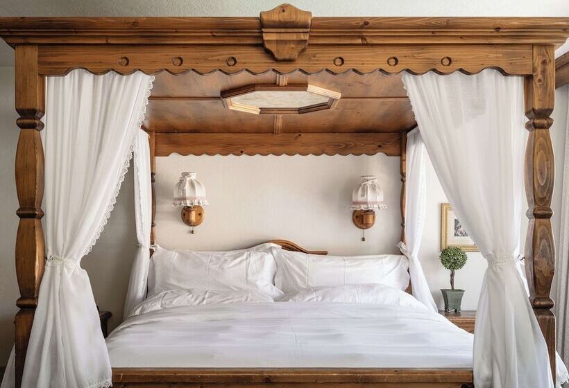 هتل Enzian Inn