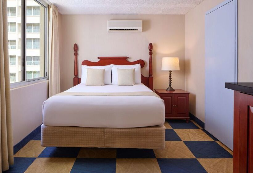 Ewa Hotel Waikiki