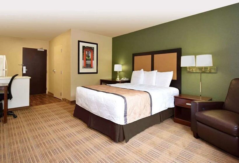 בית מלון כפרי Sonesta Simply Suites Lafayette Airport
