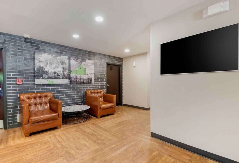 בית מלון כפרי Extended Stay America Suites  Charlotte  University Place