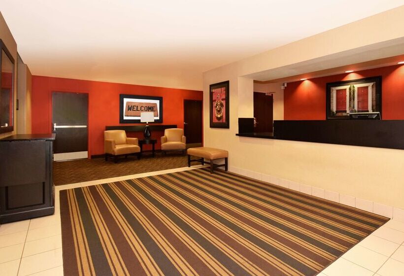 هتل Extended Stay America Suites  Chicago  Woodfield Mall