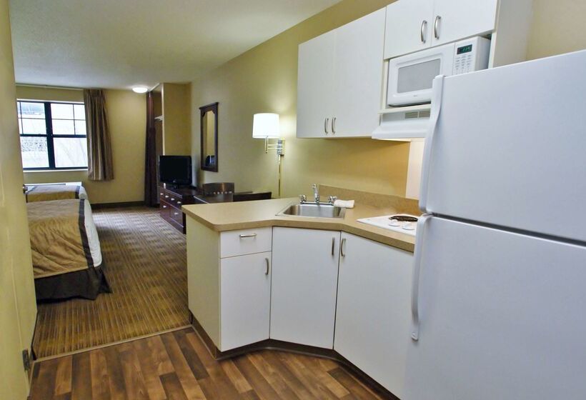 호텔 Extended Stay America Select Suites   Detroit   Sterling Heights
