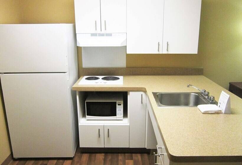 호텔 Extended Stay America Select Suites   Detroit   Sterling Heights