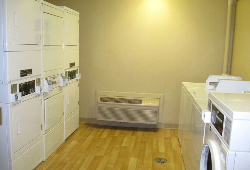 בית מלון כפרי Extended Stay America Suites  Wilmington  New Centre Drive