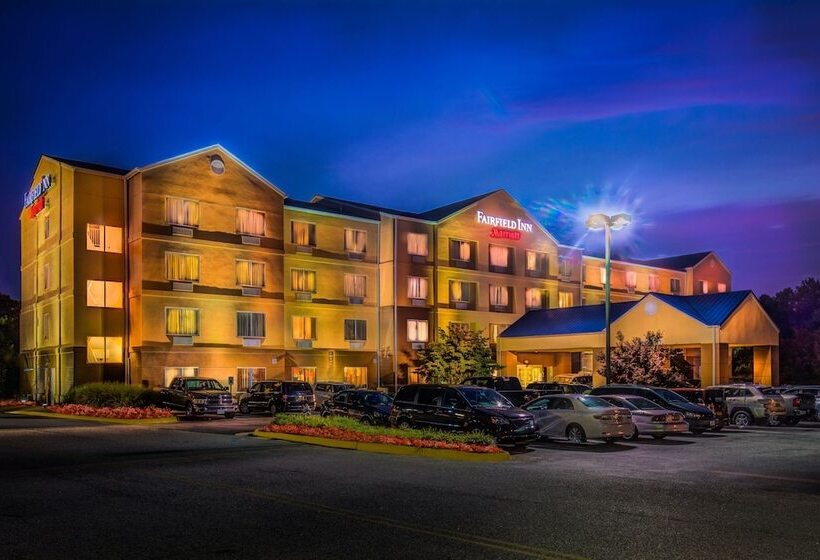 בית מלון כפרי Fairfield Inn Richmond Chester