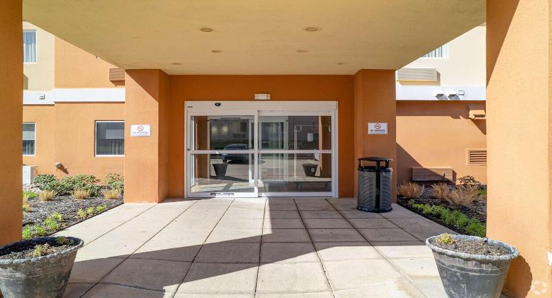 هتل Best Western Bryan College Station