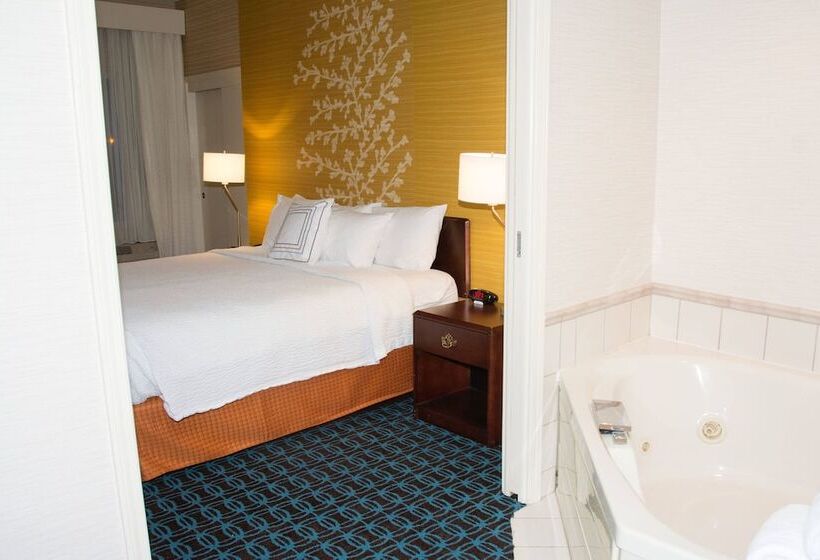 ホテル Fairfield Inn & Suites Butler