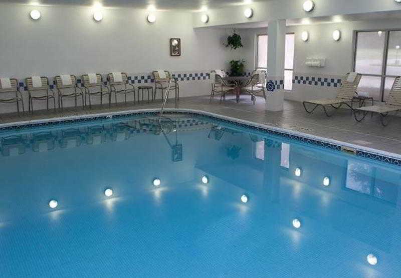 هتل Fairfield Inn & Suites Fort Worth University Drive