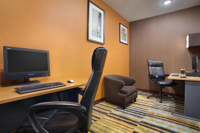 هتل Fairfield Inn & Suites Fort Worth University Drive