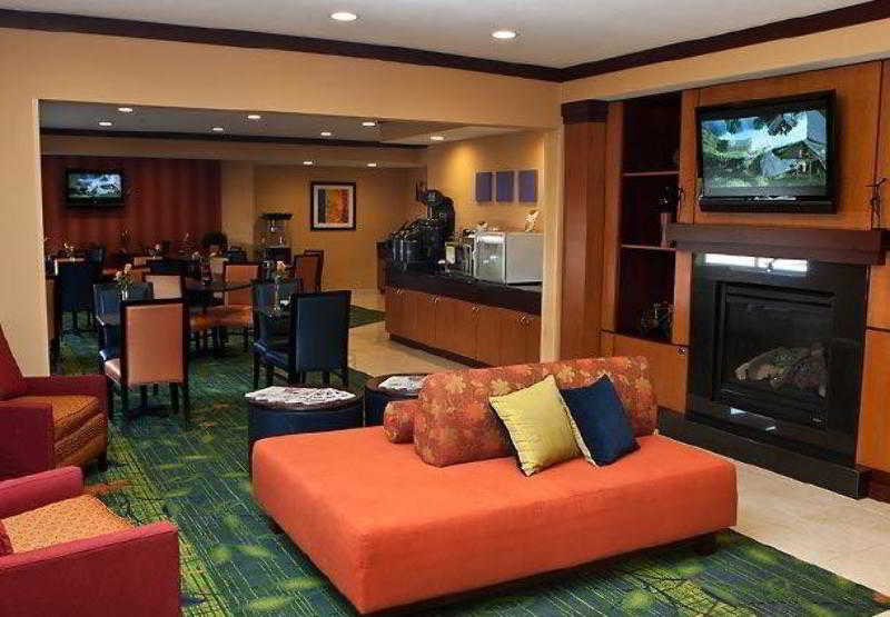 هتل Fairfield Inn & Suites Fort Worth University Drive