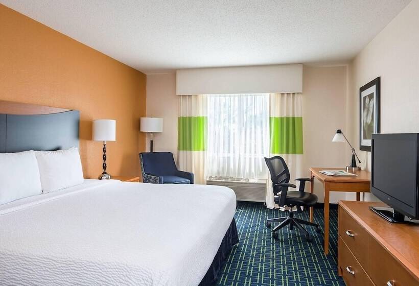 هتل Fairfield Inn & Suites Grand Rapids