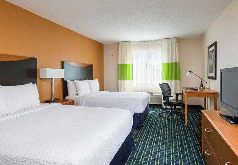 هتل Fairfield Inn & Suites Grand Rapids