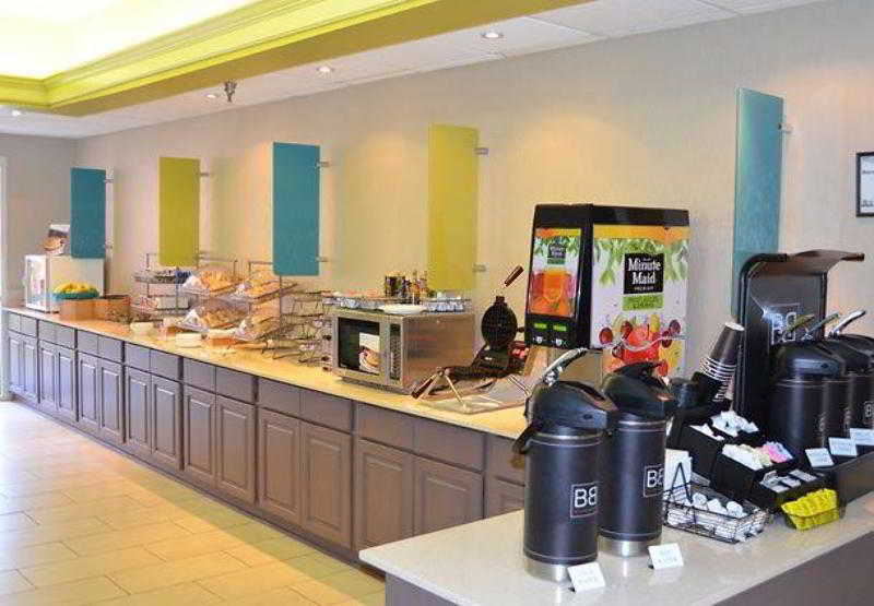 هتل Fairfield Inn & Suites By Marriott Hickory