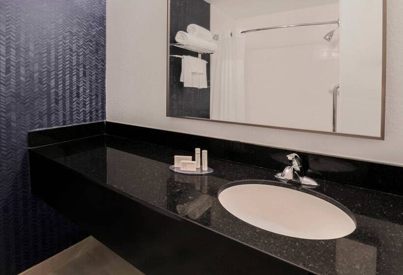 هتل Fairfield Inn & Suites Houston Westchase