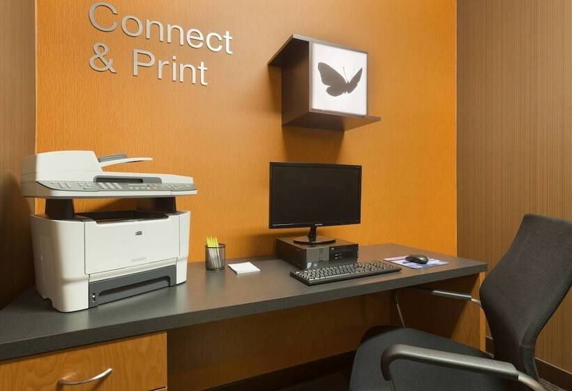 هتل Fairfield Inn & Suites Midland
