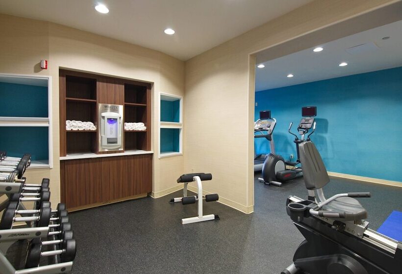 בית מלון כפרי Fairfield Inn And Suites By Marriott Potomac Mills Woodbridge