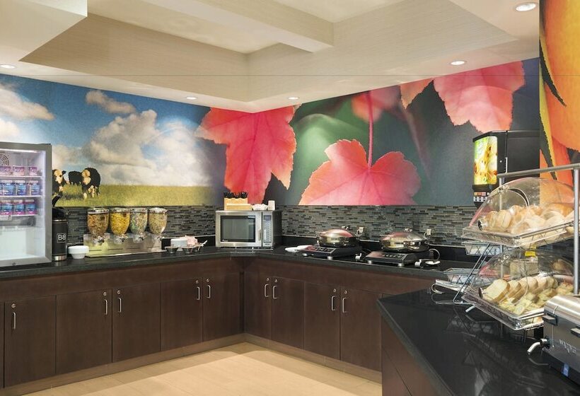 هتل Fairfield Inn & Suites Saginaw